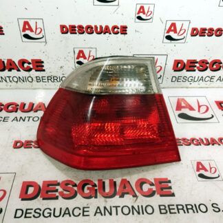 PILOTO TRAS IZQ (ALETA)