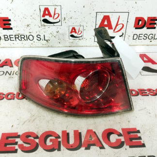 PILOTO TRAS IZQ (ALETA)