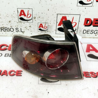 PILOTO TRAS IZQ (ALETA)