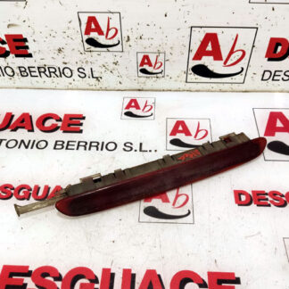 3ª LUZ FRENO